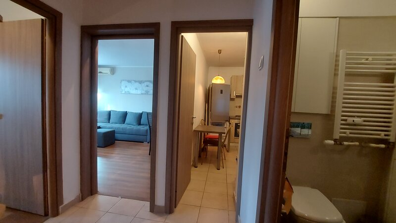 Tineretului, Cantemir, 2 camere decomandate,