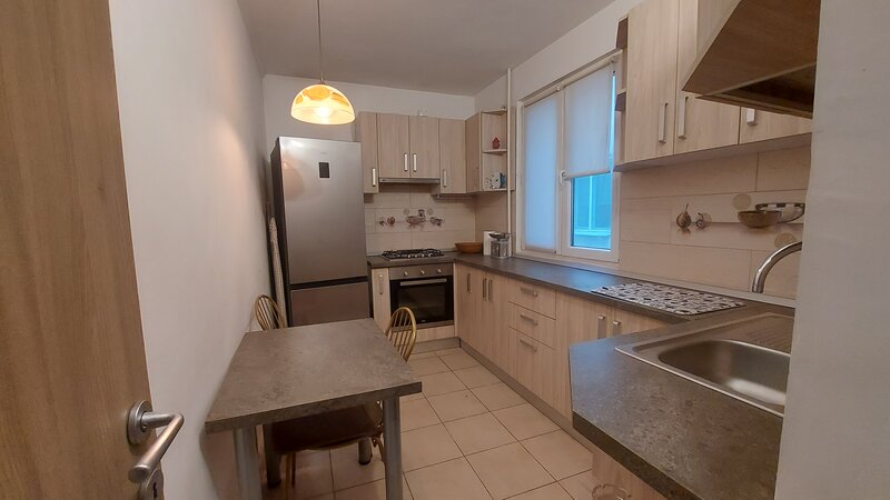 Tineretului, Cantemir, 2 camere decomandate,