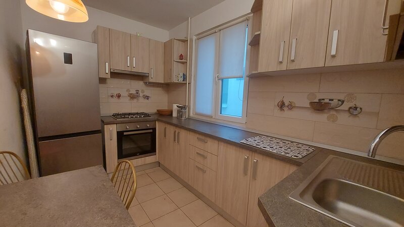 Tineretului, Cantemir, 2 camere decomandate,