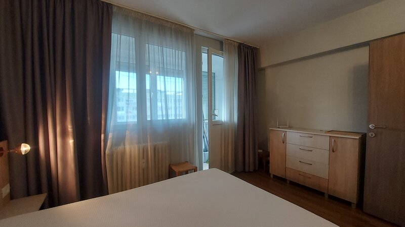 Tineretului, Cantemir, 2 camere decomandate,